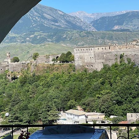 Guest House Salaria Gjirokastër Buitenkant foto