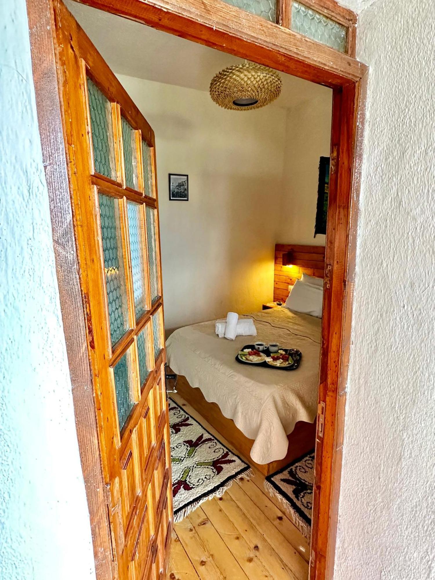 Guest House Salaria Gjirokastër Kamer foto