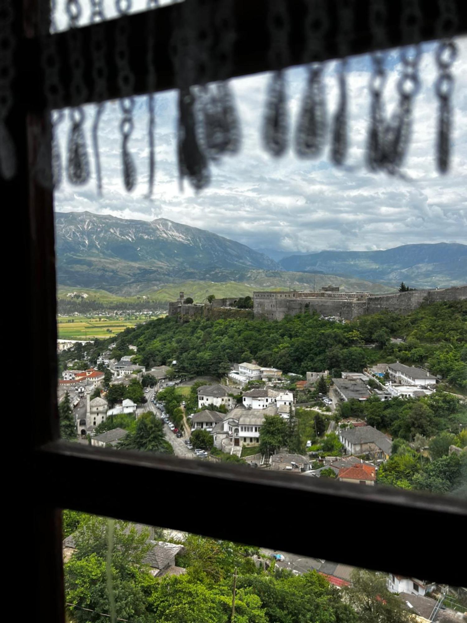 Guest House Salaria Gjirokastër Buitenkant foto