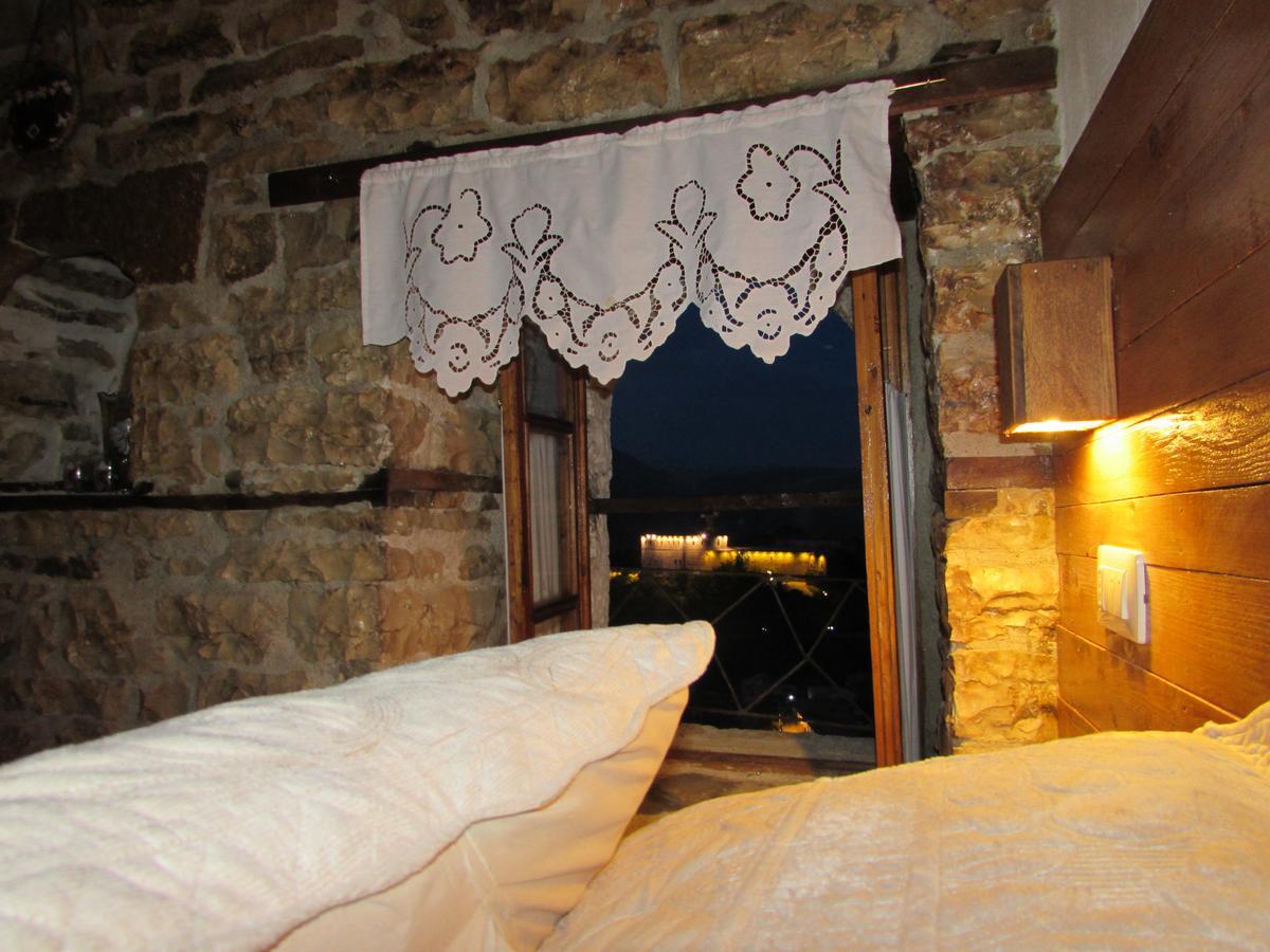 Guest House Salaria Gjirokastër Buitenkant foto
